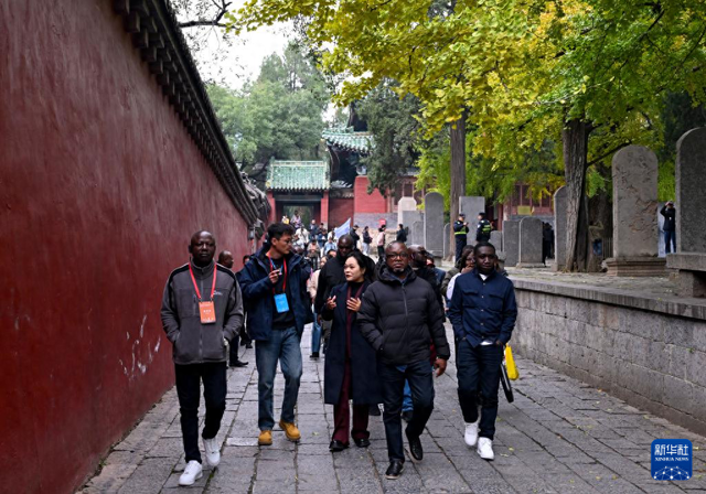 “世界市长对话·郑州暨2025郑州国际旅游城市市长论坛”活动嘉宾参访郑州