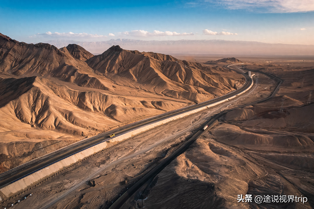 这里是中国最孤独的城市，人迹罕至无人区包围，却美得像个意外