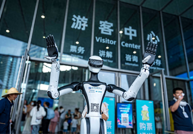 成都文旅场景“实战练兵” 机器人与AI产品加速迭代升级