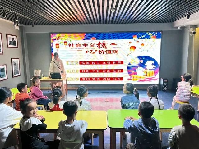 国庆专属社教指南，陪孩子过个快乐假期！