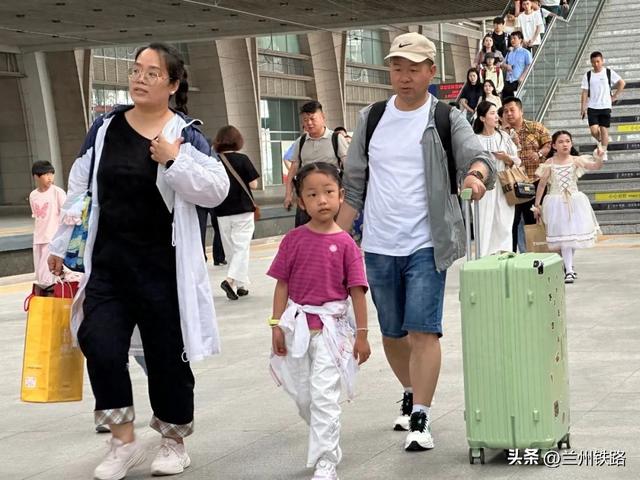 暑运儿童乘火车出行指南