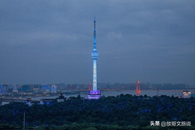 武汉凭啥与巴黎、威尼斯并肩？世界最美城市称号背后是座江湖史诗