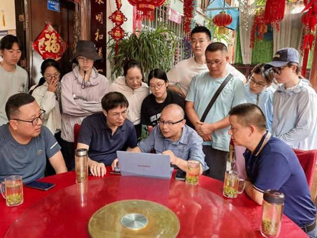 桂林理工大学教授陈立春来雅交流