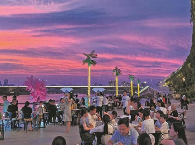 夏夜晚风“吹”出新业态