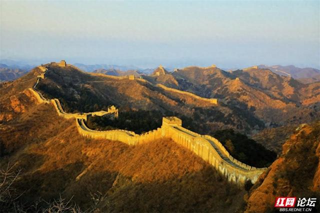 在金山岭长城，追一场最美的日落