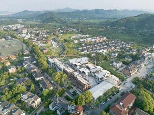 莫干山下正生长一个“文艺聚落”，成为杭州青年的新据点！