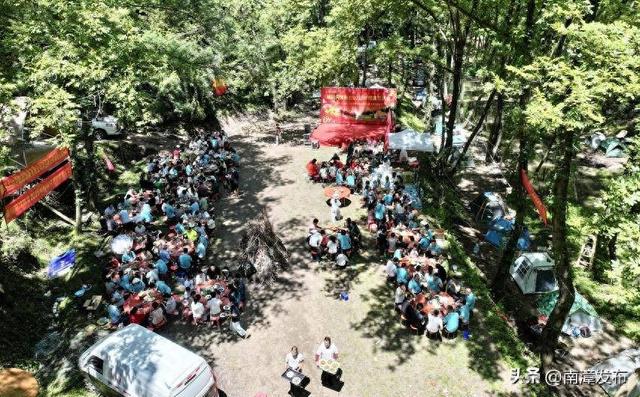 襄阳南漳商会主题露营活动点亮古林坪