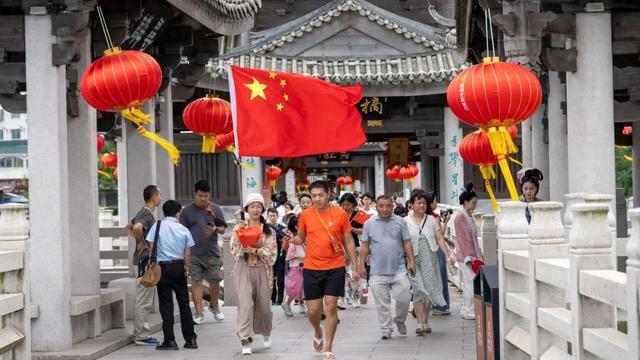 南方网评：文旅融合向新提质，激发假日经济新活力