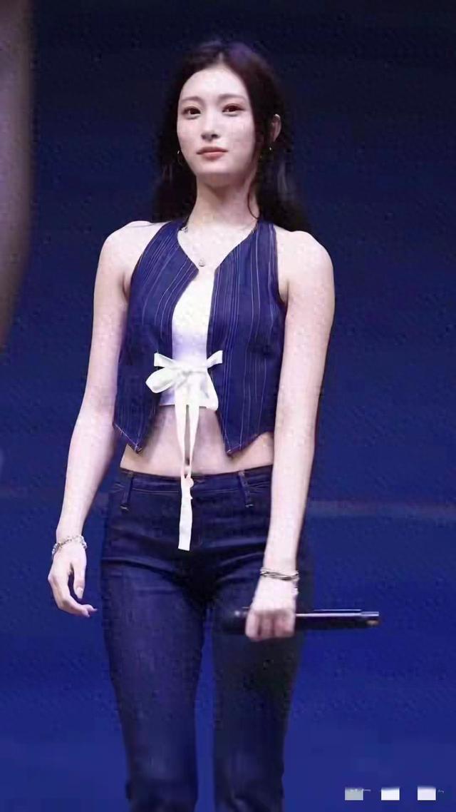 太美了，这是我见过身材比例最好的