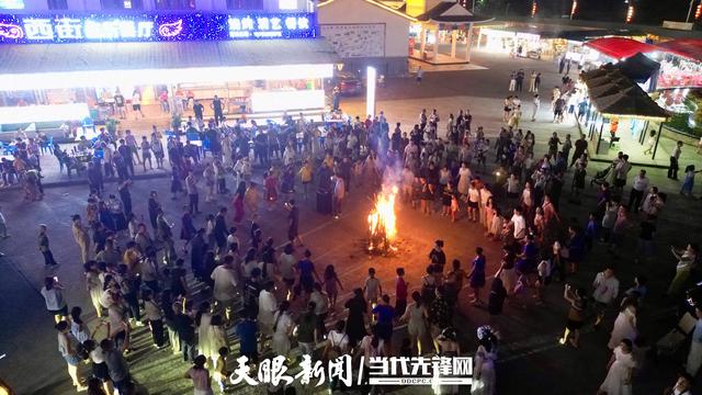 业态新、体验足！荔波县小七孔镇“三聚焦”激活暑期旅游市场