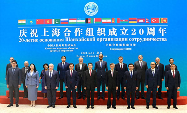 中方刚公布名单，20多国领导人将齐聚中国，特朗普就对华有了动作