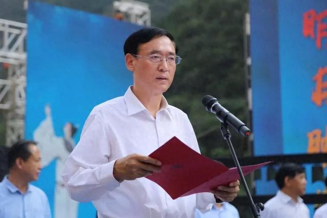 河南省人大法制委员会主任委员张国伟主动投案 曾任新乡市委书记
