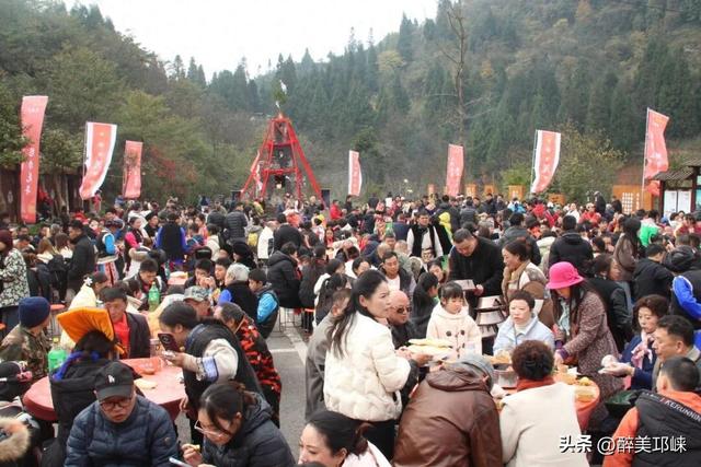 祈福、赏舞、品火锅，南宝山镇羌历年打造沉浸式民族文化盛宴