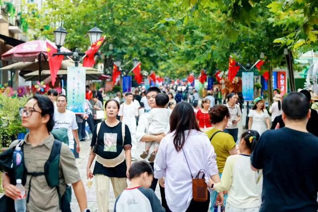 155.69万人次，9.85亿元！彭州超级黄金周交出Plus成绩单
