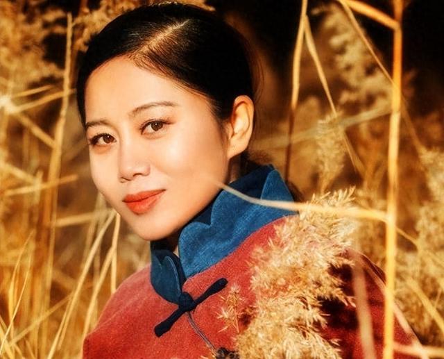 倾家荡产120万上星光大道，却惨遭淘汰，负债40万的她现在怎样了