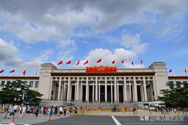 2025年9月23日，北京国家博物馆发生的真实排队场景，大家看看吧