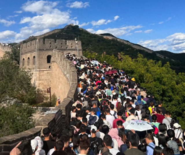 十一还没过完，4位名人传来死讯，最小49岁，还有人捧红郭达蔡明