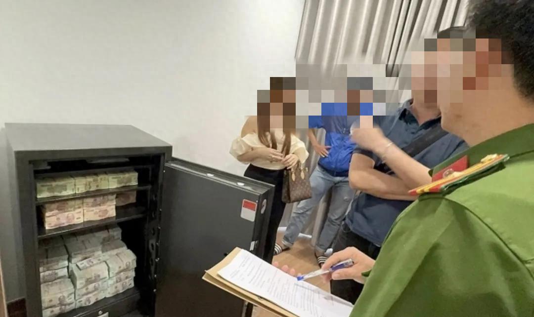 中越情侣开色情餐厅获利24亿越南盾 越南空姐与中国男友组织200人卖淫