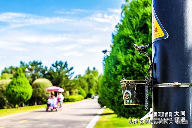 烟头不落地 文明新风尚