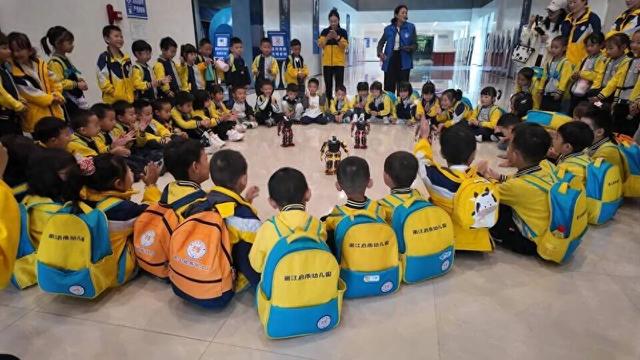 科学与人文的融合之旅！这场活动深受孩子们欢迎……