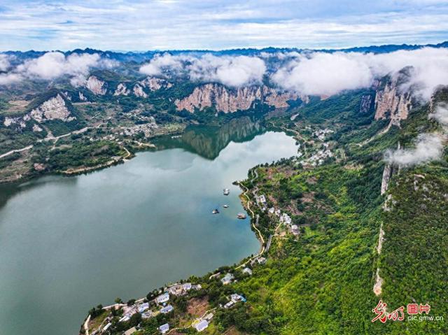 苗乡山水如画来