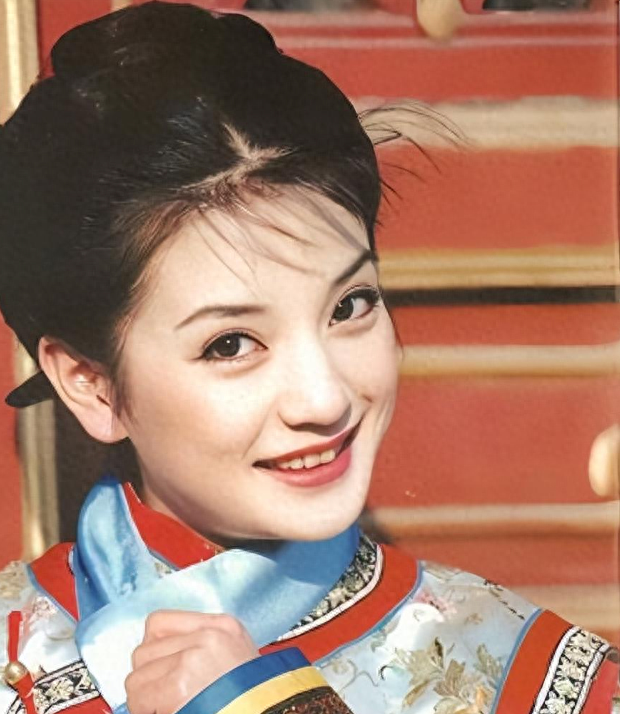 封杀四年，49岁赵薇突传消息，因胃癌去世传闻5个月前就真相大白