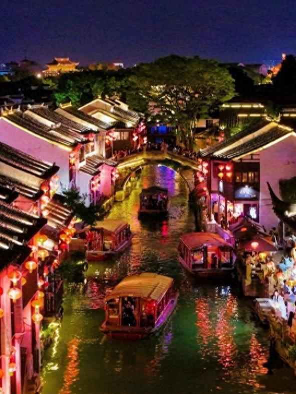 苏州山塘河夜景焕新，每天三个时段亮灯
