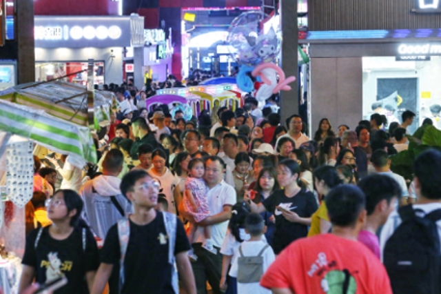 青云市集今年客流有望破2000万人次！
