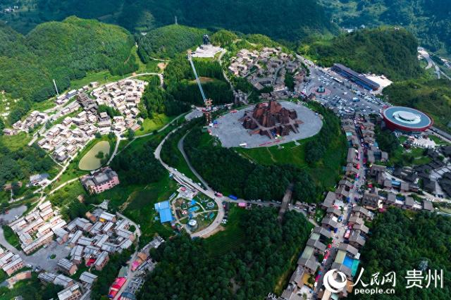 行进中国｜在清凉山水中“慢旅居”
