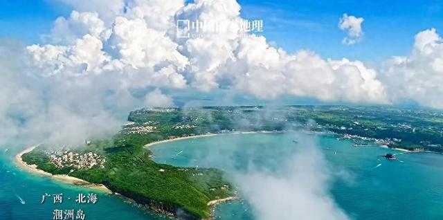 涠洲岛游客遭堵门威胁，司机罚7天后继续闹，海岛乱象谁来管。
