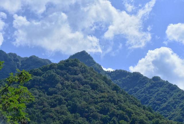 秋雨过后登洛宁全宝山——一路奇遇，终临巅峰!