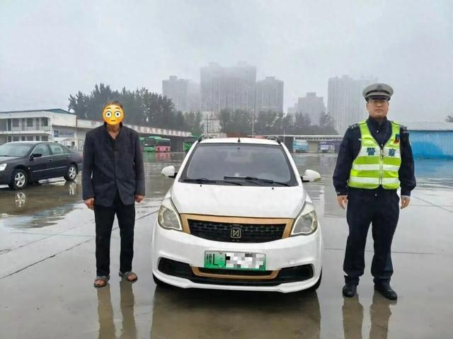 离谱！76岁男子交通违法279条，被记819分，本人：不知道要考驾照