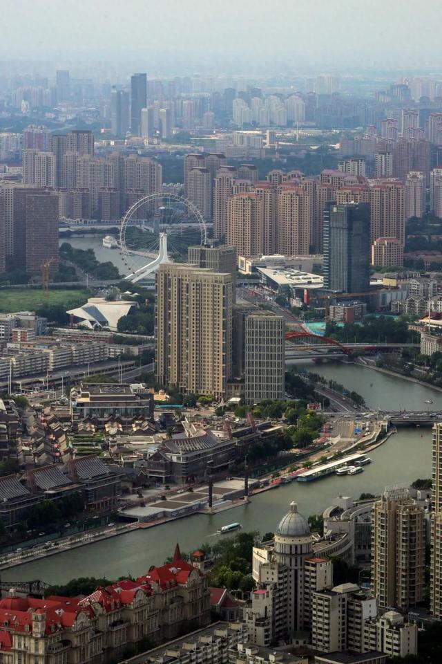 开业首月2.3万游客登顶！揭秘300多米高空如何重构津门观景体验