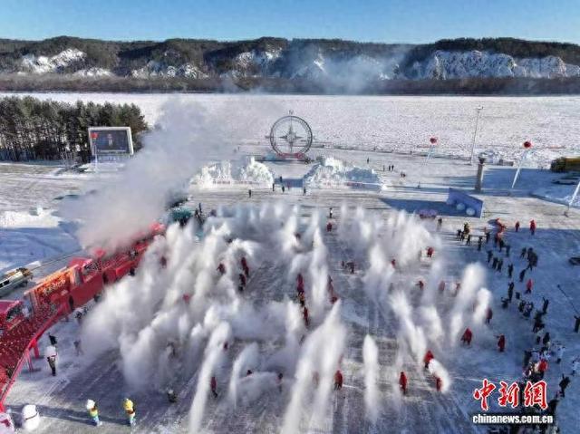 “神州北极”漠河第十六届冬至文化节启幕