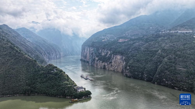 新时代中国调研行之文化中华｜重庆奉节：“诗城”风光引游人