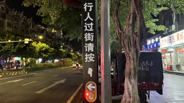 退休后,旅居途中发现“三大怪”