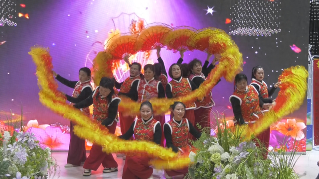 上蔡县举行银龄旅游年会