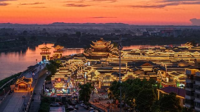 湖南益阳明清古巷：古街潮玩地 文旅新地标