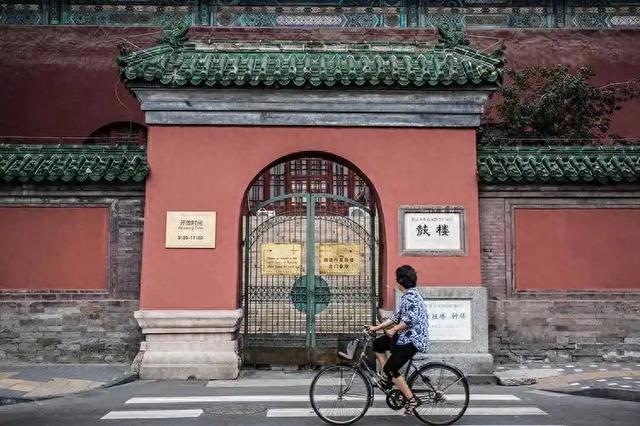 钟鼓楼之间钟楼湾胡同简介