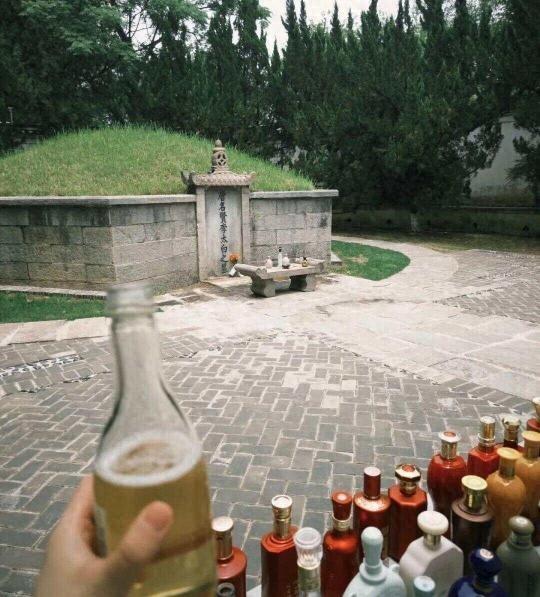 qq三国夏（00后热衷给古人上坟）