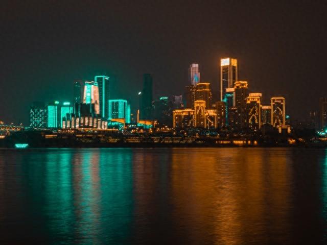重庆夜景：火遍外网，西方国家直呼“比不了”！