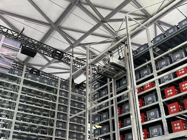 从阳澄湖无人车到昆山机器人工厂，科技如何重构11·11“收快递”体验？