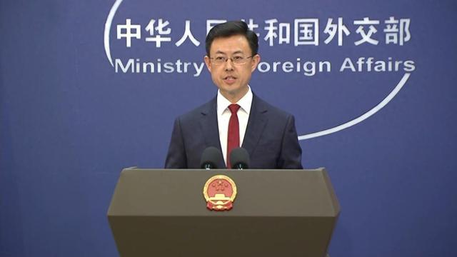 约定时间已到？中方回应话中有话，访华这件事，斯塔默急不来