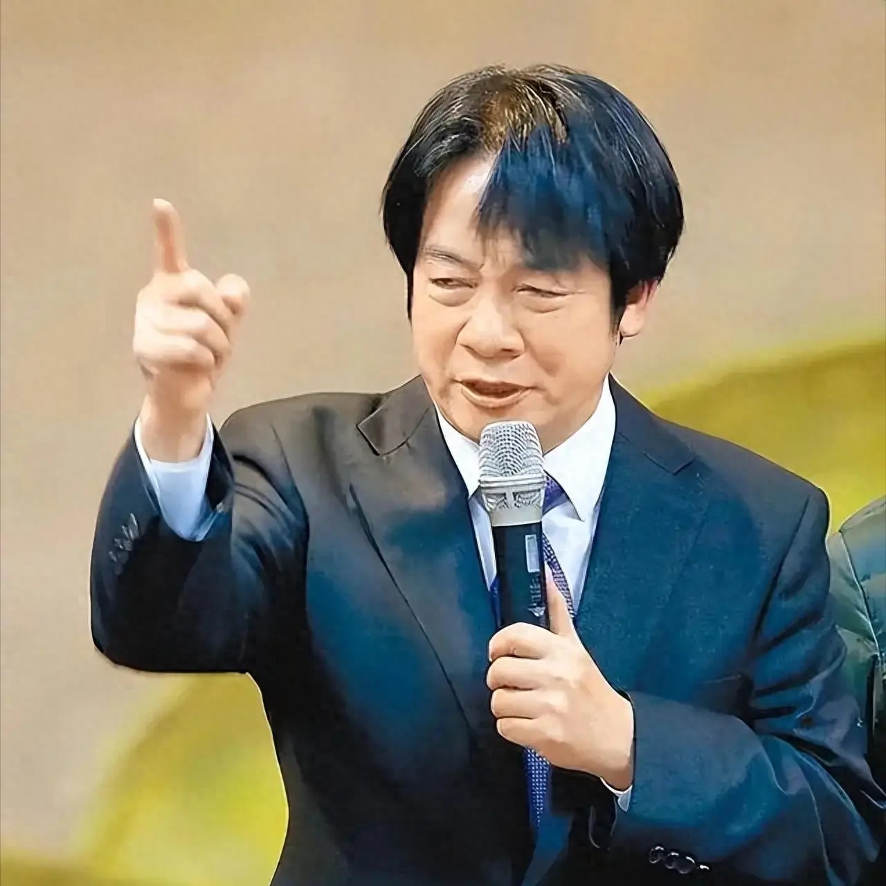 郭正亮曝民调,20-29岁青鸟减少!