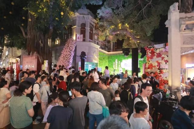 王源演唱会、光影秀、博饼季……假期攻略第一弹！码住→
