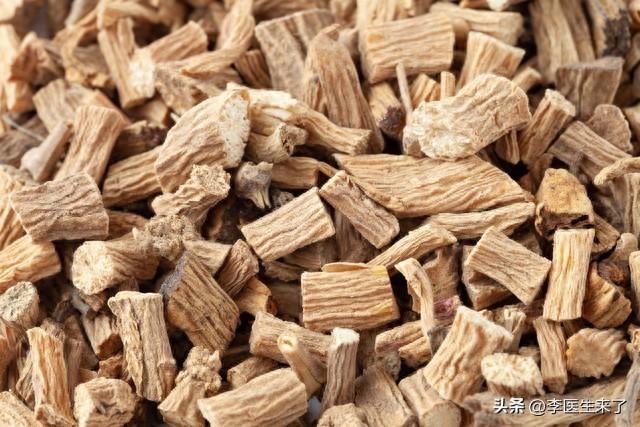 肝郁气滞吃什么药,!!!!!!!!（三种疏肝药治气滞选错可能越吃越堵）