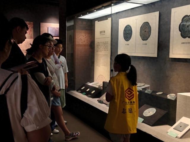 广元市博物馆里的青春志愿｜2025年暑期志愿服务纪实