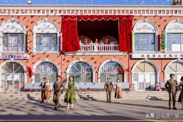 刷爆朋友圈！天津这趟列车太会了！