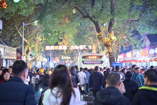 这“三件套”火了，凭啥？