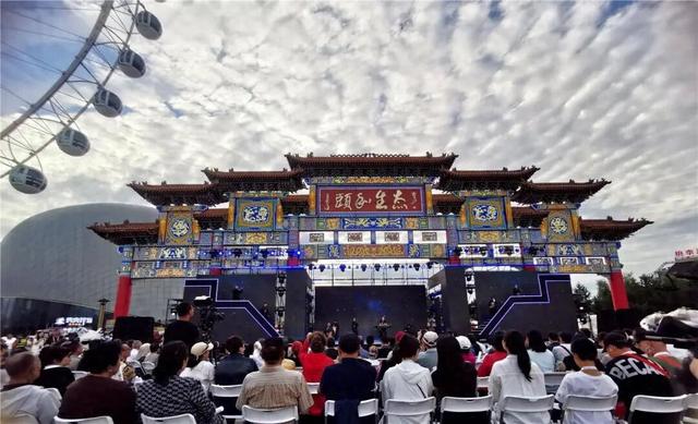 从“诗和远方”到“人间烟火”